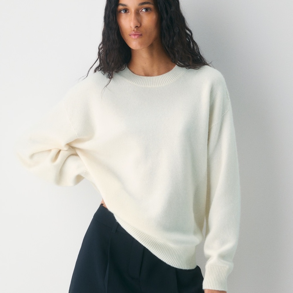Aritzia Isabelle Cream Sweater NWT